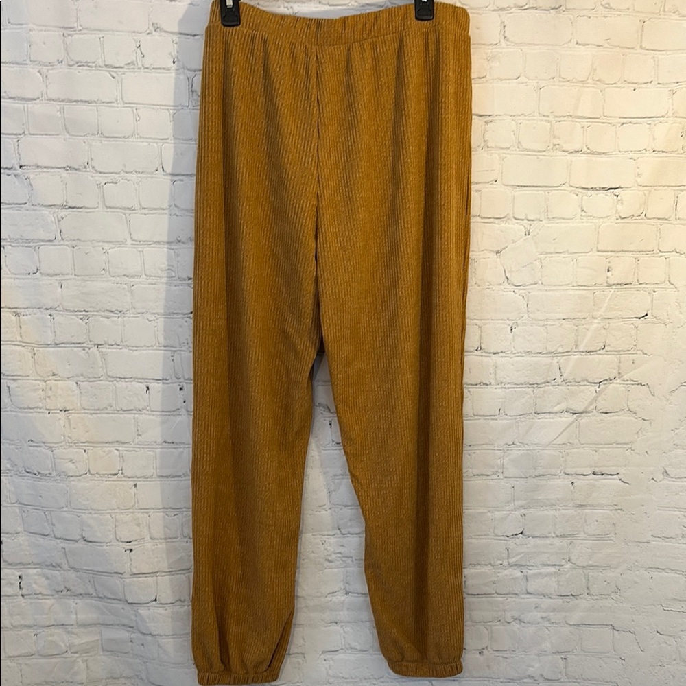 Fetch & Co Cozy Mustard Ribbed Pants - Picture 5 of 6